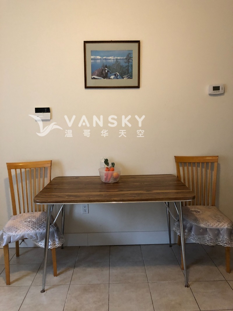 230625113849_Dinning Table.jpg